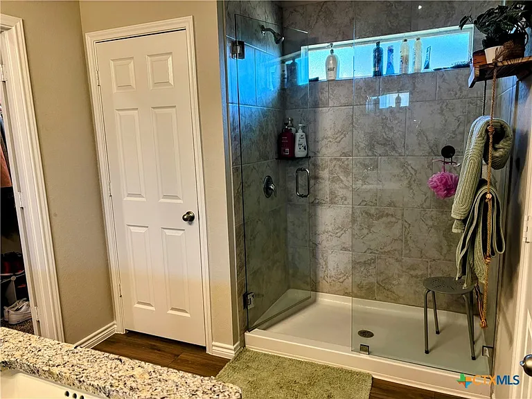 305 Bobby Lou Ln — Photo 14