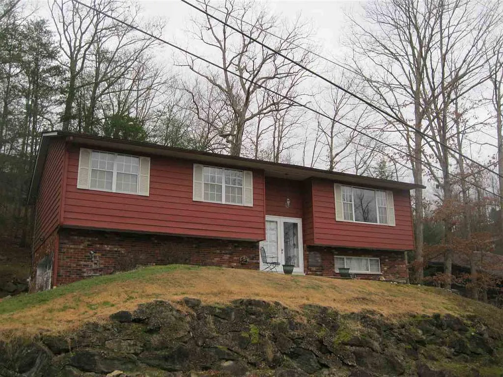17 Sauk Ct photo 1