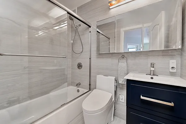 Rented by City Connections Realty | media 20