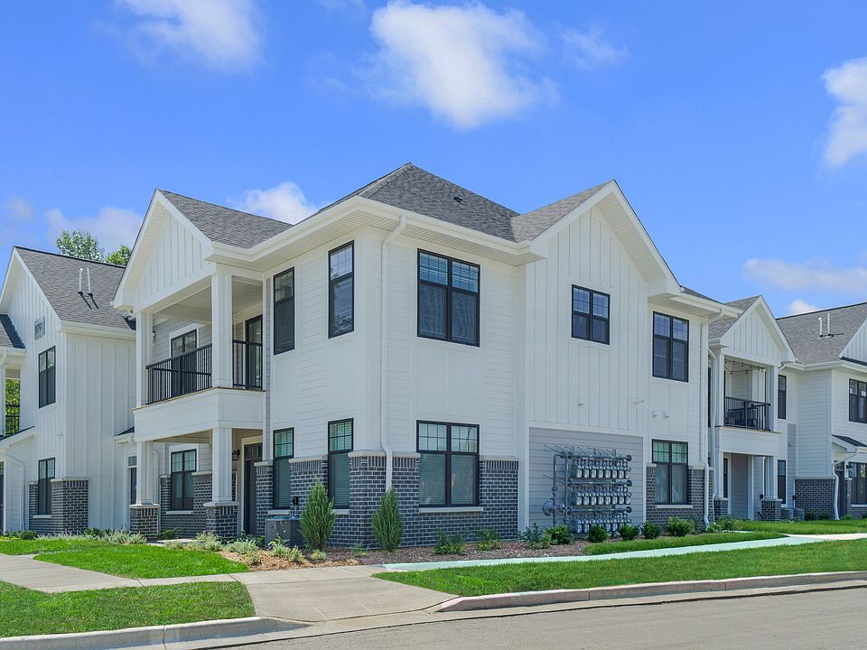 Seasons at Franklin Resident Buildings