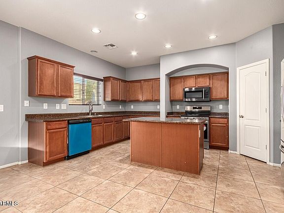 5th image of 17596 W COLUMBINE Drive