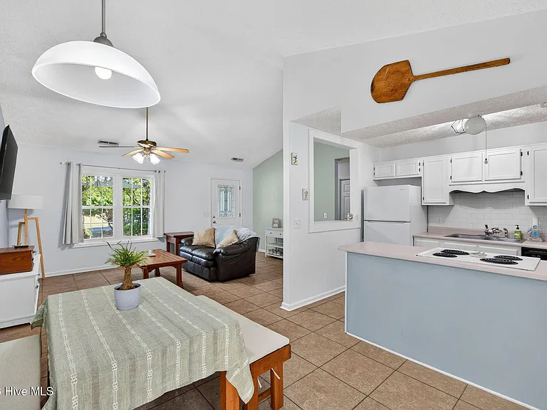315 Tangle Oaks Ct SE — Photo 14