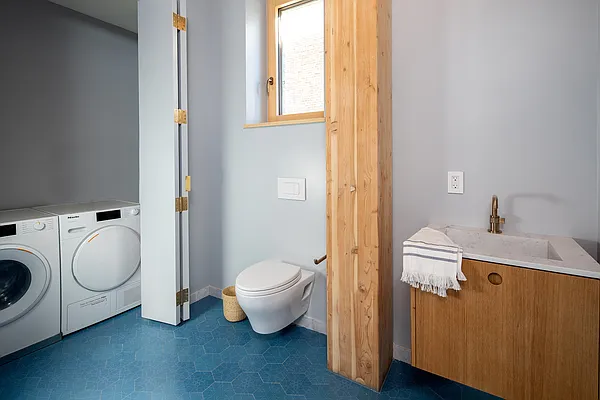 Sold by Douglas Elliman | media 6