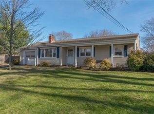 158 Capron Farm Dr, Warwick, RI 02886