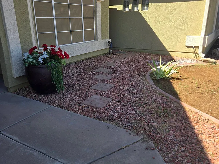 7365 E Ivyglen St — Photo 11