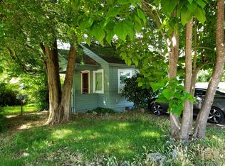 612 SW 4th St, Grants Pass, OR 97526