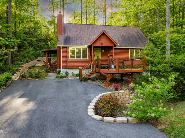 353 P A Proffitt Rd, Gatlinburg, TN 37738