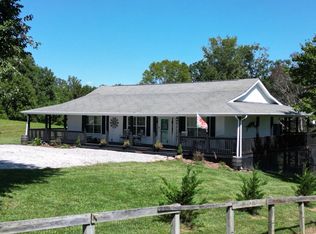 6188 Wheelers Spring Rd, Appomattox, VA 24522