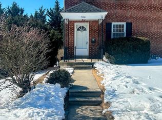 506 Greenview Ln, Havertown, PA 19083