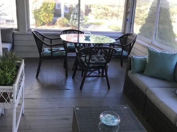 71 Highland Ave, Ogunquit, ME 03907