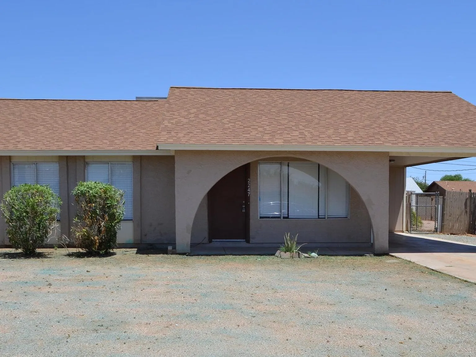 3 bed, 2.0 bath, 1168 sqft, $1,895 — Photo 1