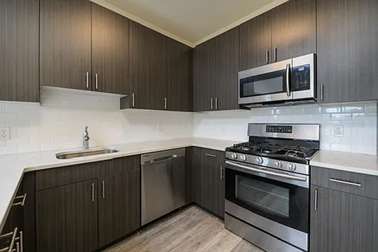 2 Hennessey Blvd #304 — Photo 9