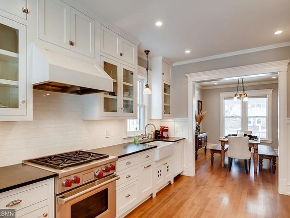 4th image of 3348 Irving Ave S