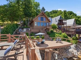 130 Furches Dr, Johnson City, TN 37615