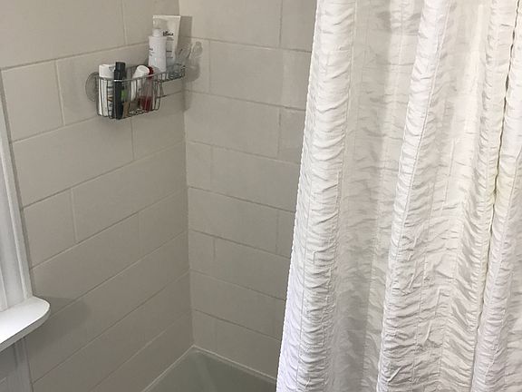 Main Bath/Ceramic Tile