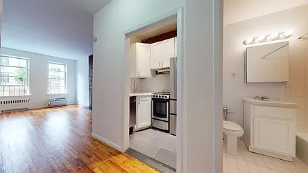 Rented by Bond New York