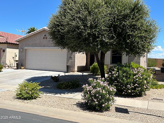2nd image of 10 N AGUA FRIA Lane
