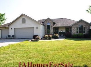 1881 Curtis Bridge Rd NE, North Liberty, IA 52317