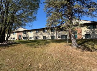 2908 Birch St APT 12, Eau Claire, WI 54703