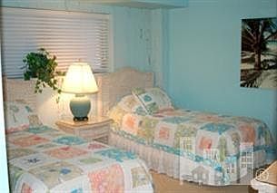5th image of 95 S Lumina Avenue #3F