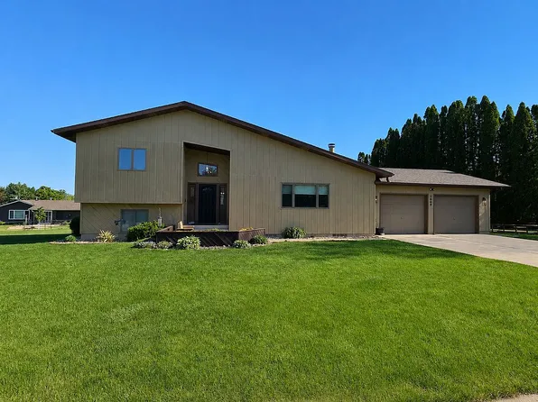 1009 South St, Webster City, IA 50595