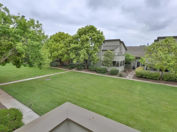 207 Del Monte Ln #57, Morgan Hill, CA 95037