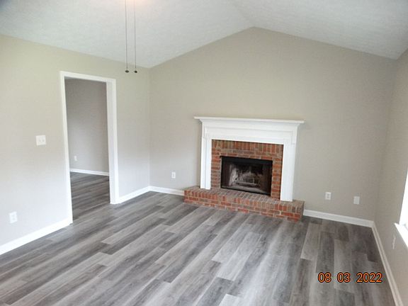 3rd image of 5606 Highway 81