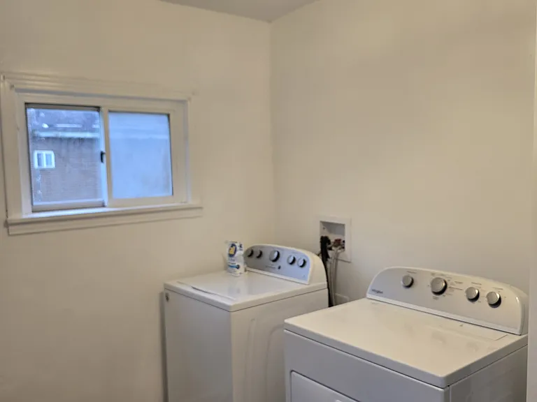 525 Grant Ave — Photo 11