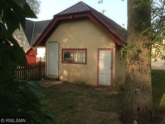 5th image of 415 N Marshall Ave