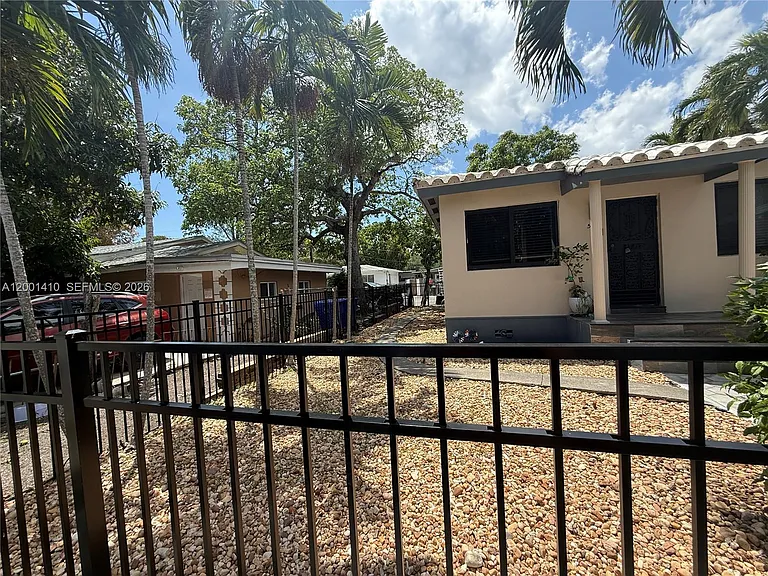 5530 NW Miami Ct — Photo 52