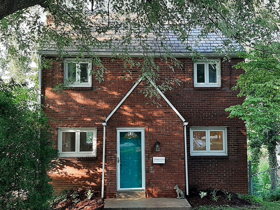 1st image of 106 Koegler Ave