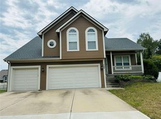 709 Holt Dr, Liberty, MO 64068