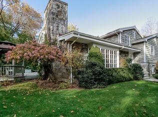 30 Montgomery Ln, Greenwich, CT 06830
