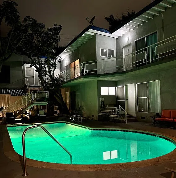 941 N San Vicente Blvd #2 — Photo 14