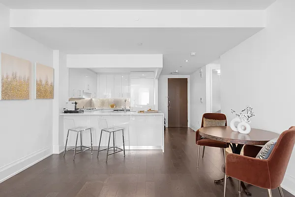 Rented by Douglas Elliman | media 19