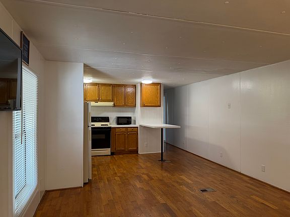 4th image of 7 Ash St