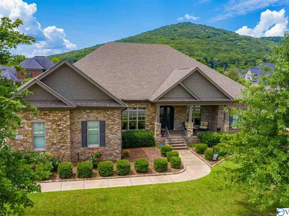 10 Sotheby Pl SE, Gurley, AL 35748