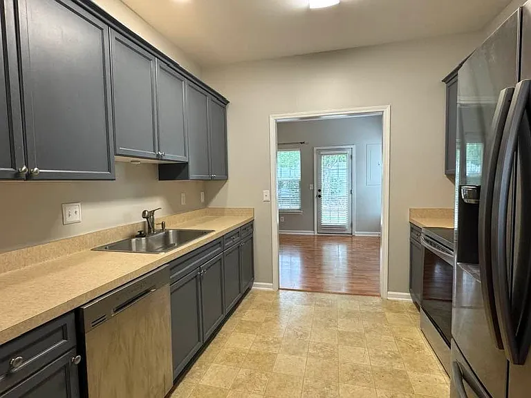 4104 Kenton Glenn Ct NW — Photo 3