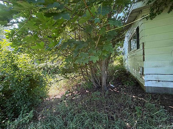 2nd image of 4310 E Laporte Rd