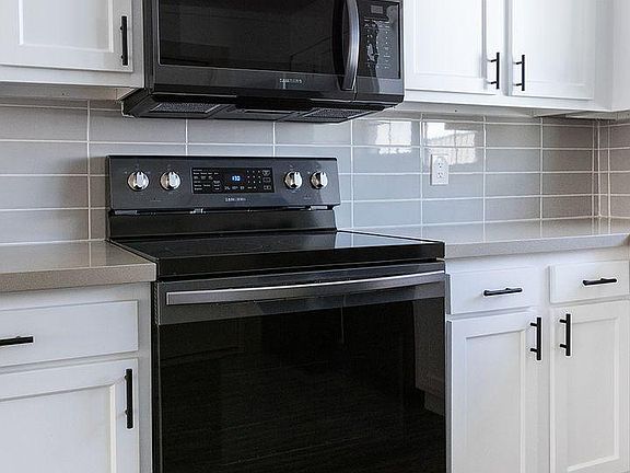 White Shaker Cabinets