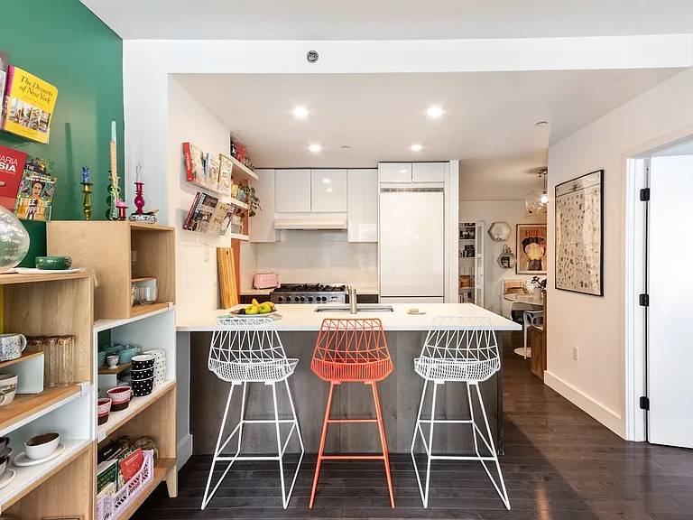 88 Morningside Ave #2F — Photo 4
