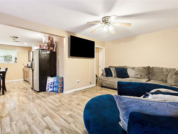 2nd image of 8901-03 Dinkins St