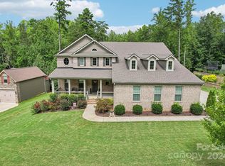 288 S San Agustin Dr, Mooresville, NC 28117