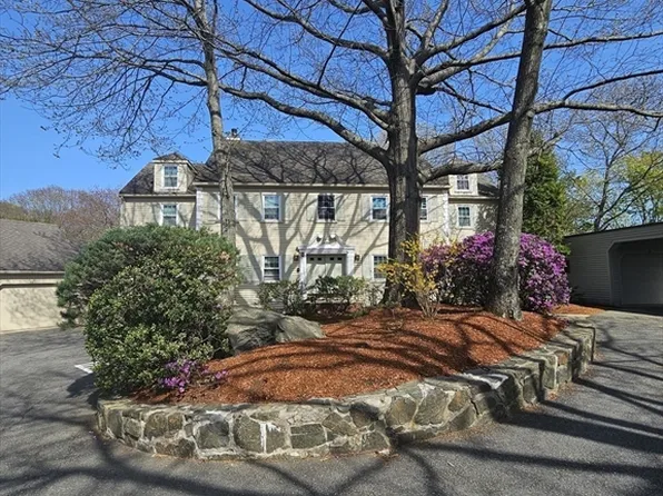 19 Valiant Way #19, Salem, MA 01970