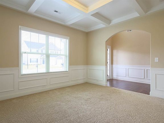 4th image of 891 Wild Orchard Ln