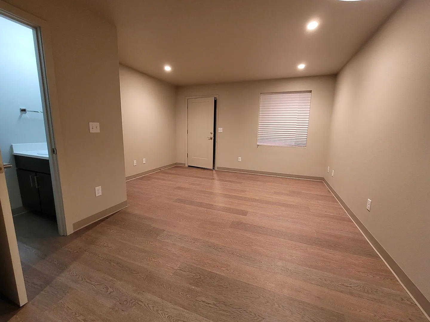 The Rapids Modern Townhomes — Photo 2