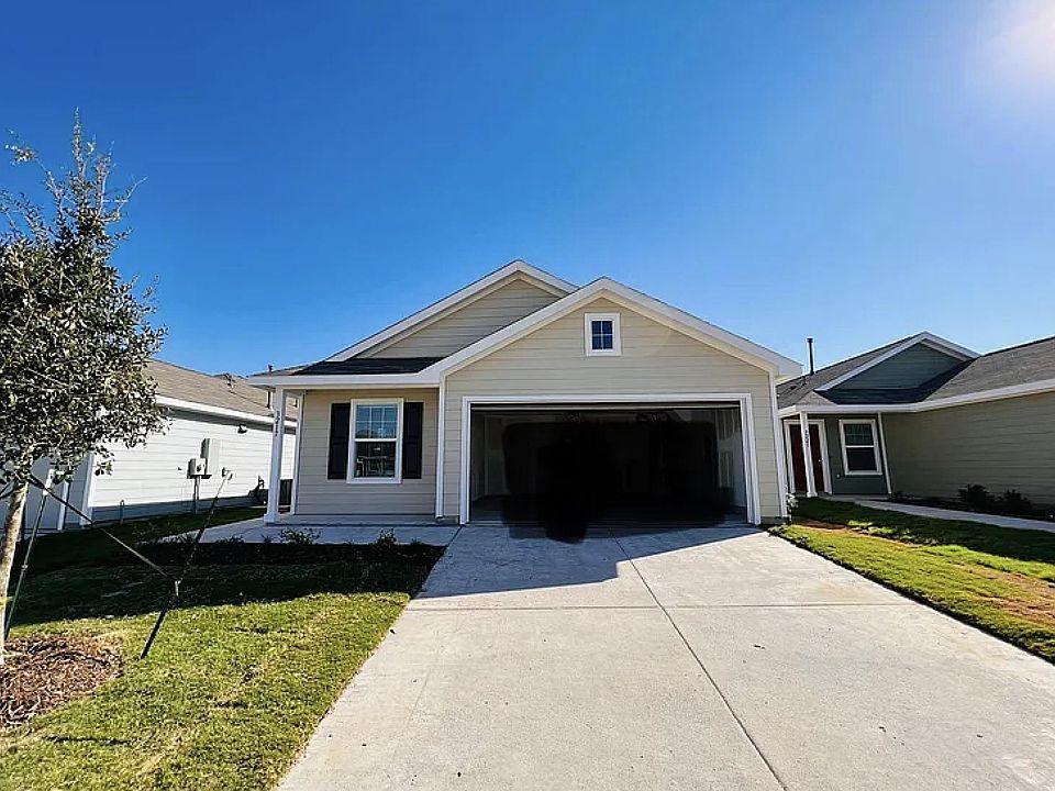 1st image of 3217 Coyote Way
