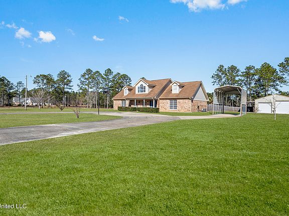 3rd image of 9604 Shady Pine Dr