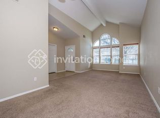 8767 Hollowstone Way, Sacramento, CA 95828