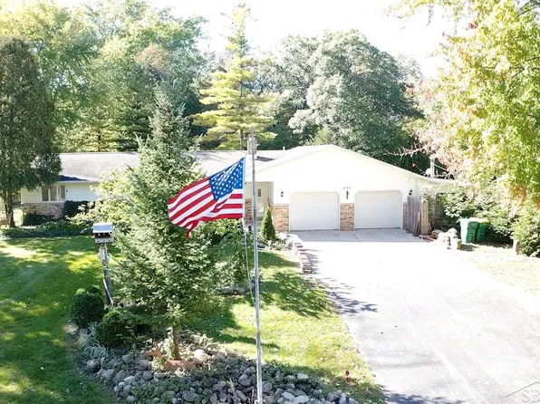490 Revilo Rd, Bay City, MI 48706